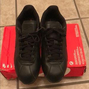 WMNS Nike Cortez All Leather size 8